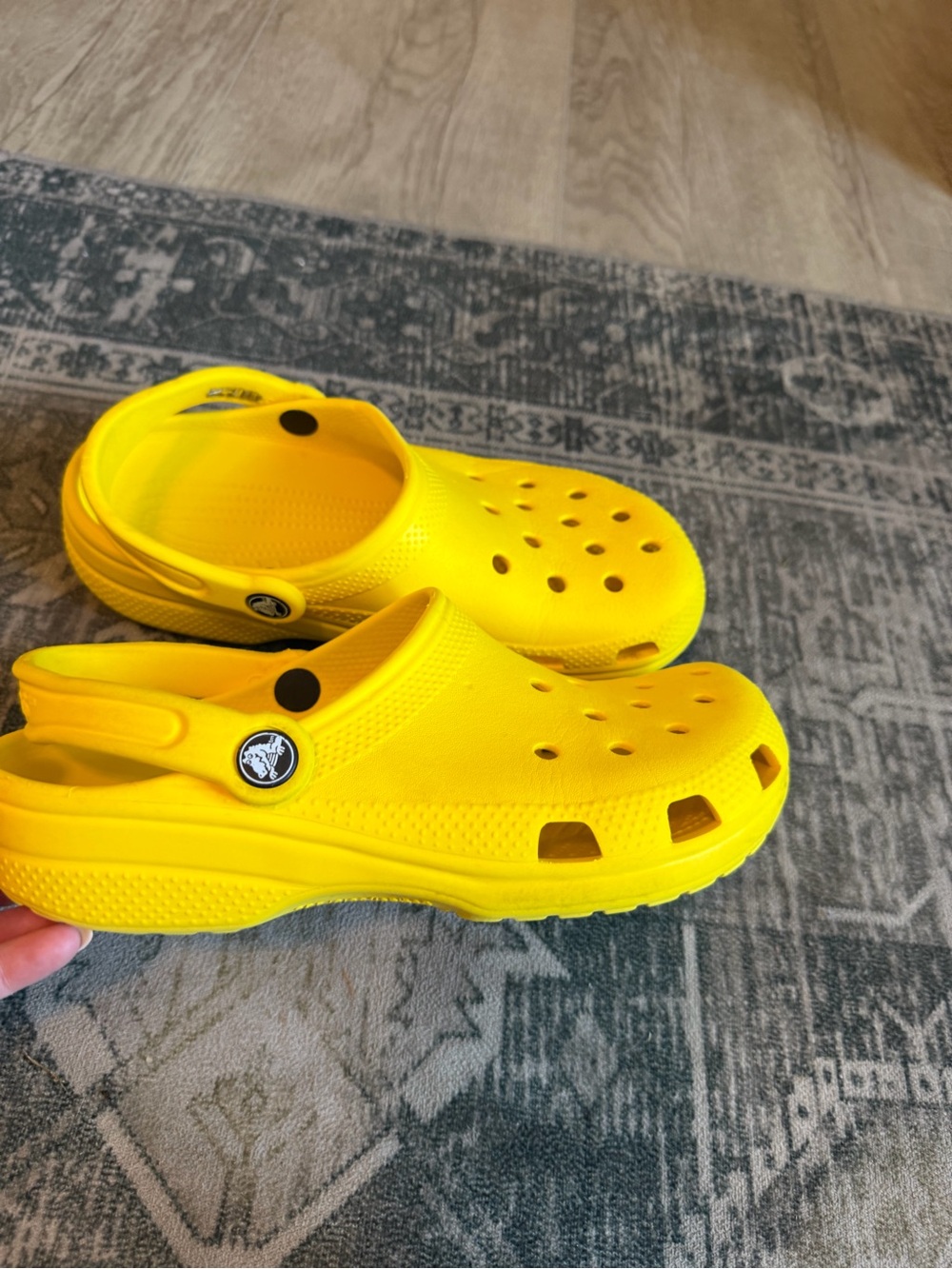 CROCS womens Bright Yellow Classic Clogs size 8 - Picture 2 of 5